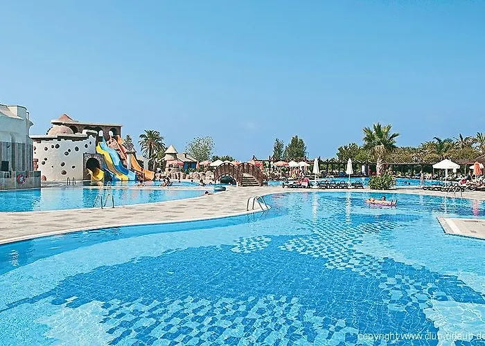 Iberotel Serra Palace מלון אנטליה