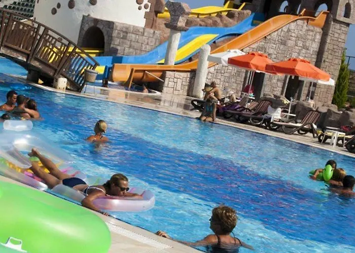 מלון Iberotel Serra Palace 4*