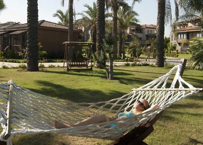 מלון Iberotel Serra Palace