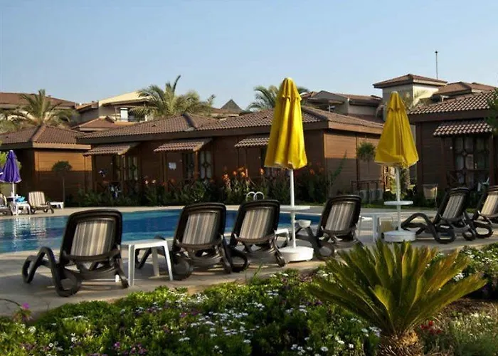 מלון Iberotel Serra Palace