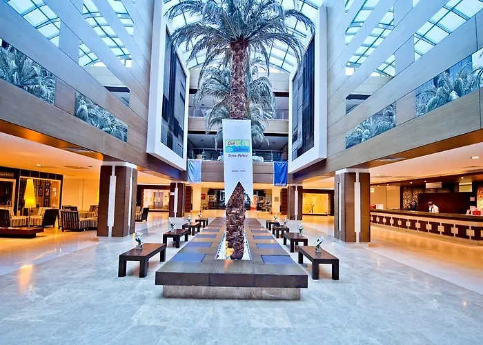 מלון Iberotel Serra Palace 4*