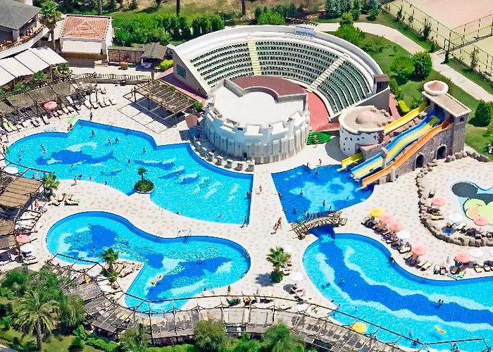 מלון Iberotel Serra Palace