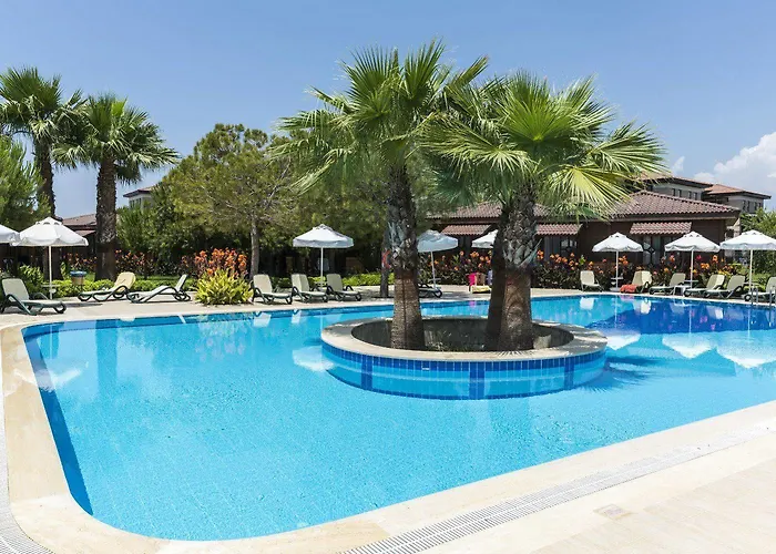 מלון Iberotel Serra Palace