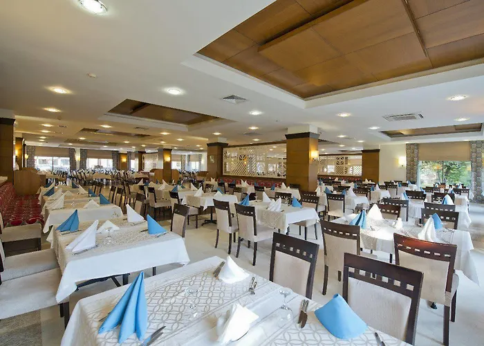 מלון Iberotel Serra Palace