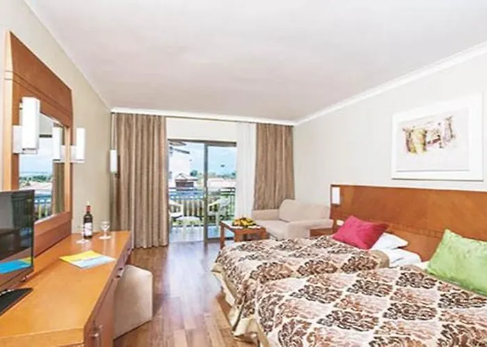 מלון Iberotel Serra Palace 4*